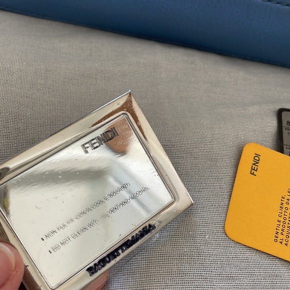 Baby light blue fendi baguette with convertible straps with authenticity card - Picture 11 of 11